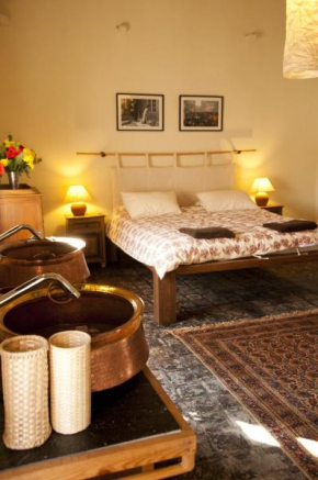 3 Rooms by Pauline